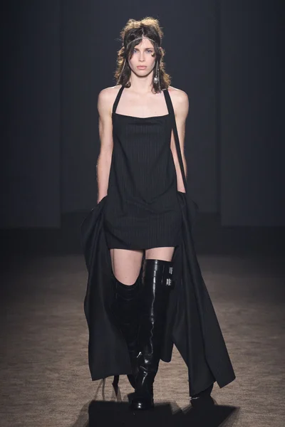 Look 26